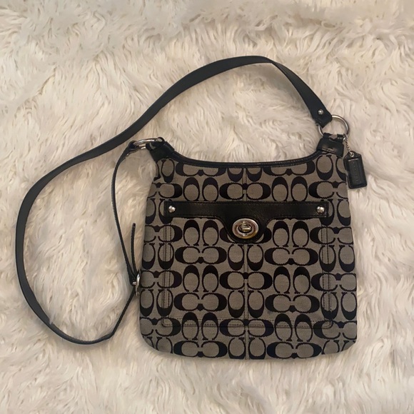 Coach Handbags - Coach Black Signature pattern crossbody bag
